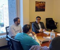 آدم كيرش في مركز ستراس